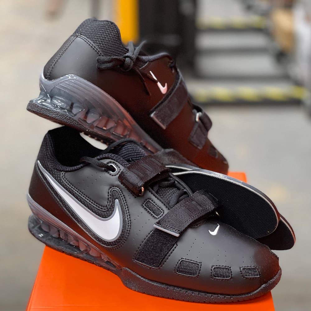 Nike Romaleos 2 Black/Gray – hookgrip store